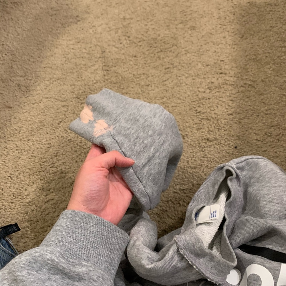 Sweatshirt - Picture 4 of 4